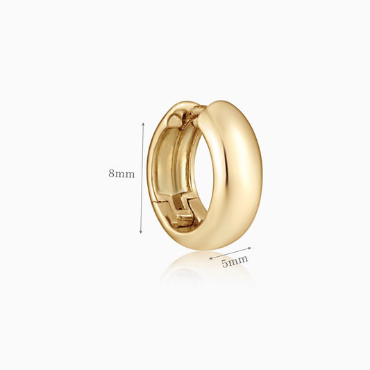 Piercing mini huggie de aro con cúpula de oro amarillo macizo de 14 quilates