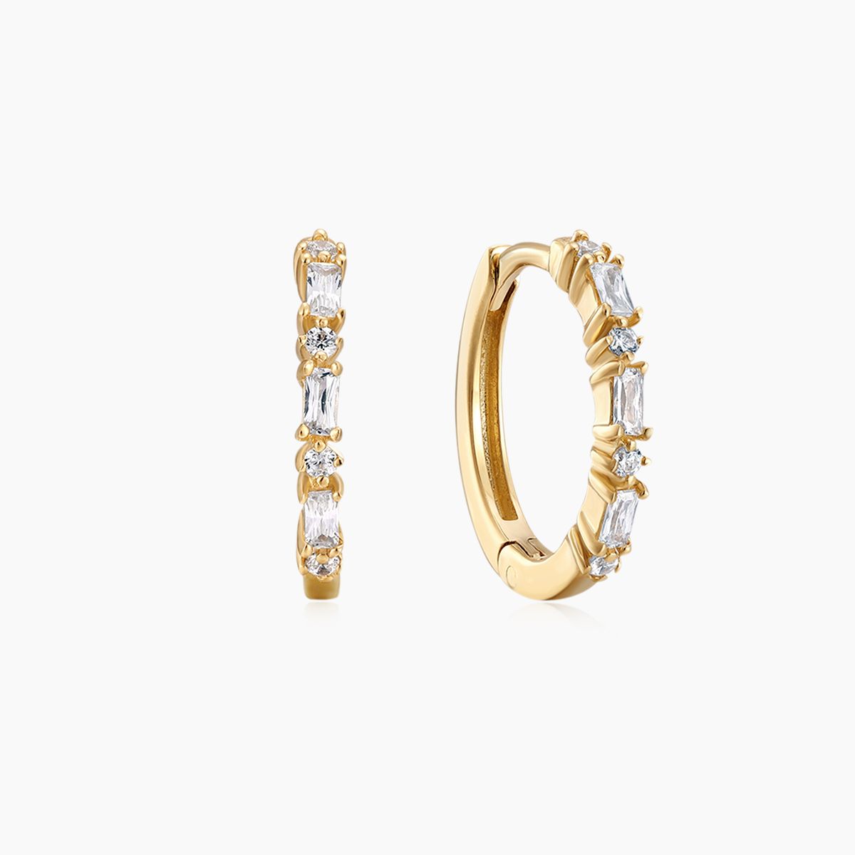 14 Karat Gelbgold, 9 mm Baguette- und Rundstein-Clicker-Creolen