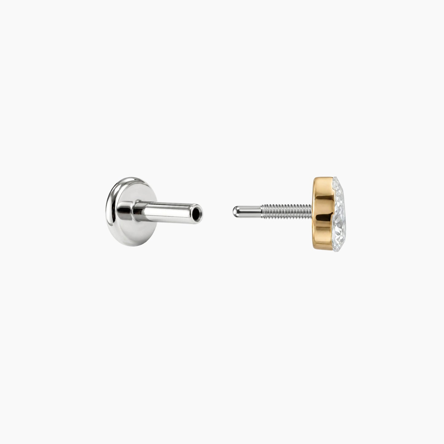AERÉ™ Orecchino Flatback a Goccia 3 Griffe in Oro Massiccio 14K e Perno in Titanio